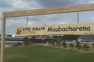 Wypadek z udziałem kibiców na Eifel Rallye