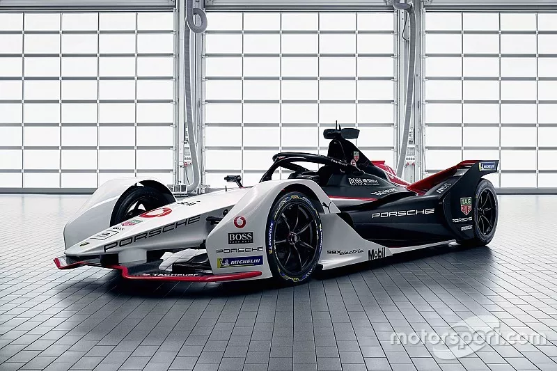 ポルシェ、フォーミュラE参戦マシン『99X』を公開。伝統のカラーリング踏襲