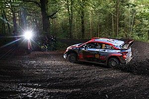 WRC, Rally Galles, PS5: Latvala ed Evans volano. Neuville 2°