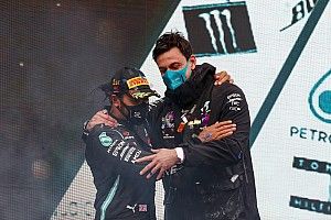 Wolff: Hamilton behoort definitief tot beste F1-coureurs ooit