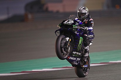 Vinales nem hagyta ki a pezsgőzést sem a Virtual MotoGP győzelme után