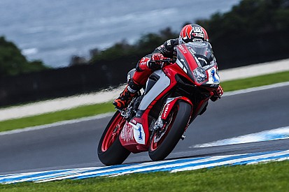 SSP, Phillip Island, Libere 1-2: Krummenacher beffa Locatelli