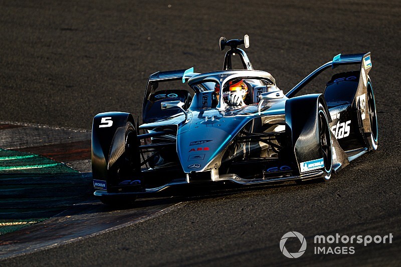 In beeld: De eerste testdag van de Formule E in Valencia