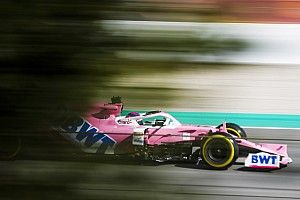 Sainz non si fida della Racing Point: "Nei test si sono nascosti"