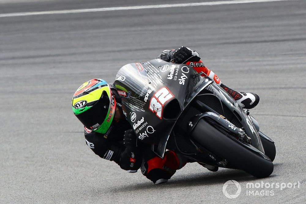 Aprilia baja a Smith para las tres últimas carreras y sube a Savadori
