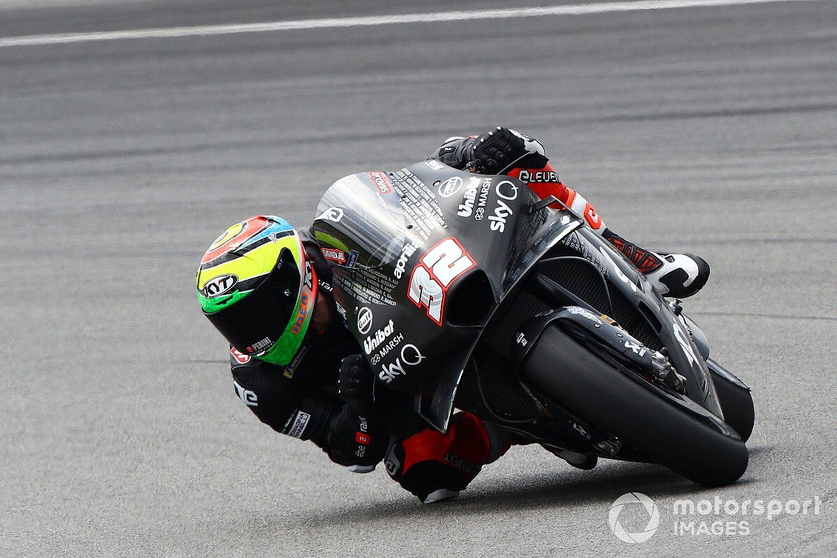 Aprilia baja a Smith para las tres últimas carreras y sube a Savadori