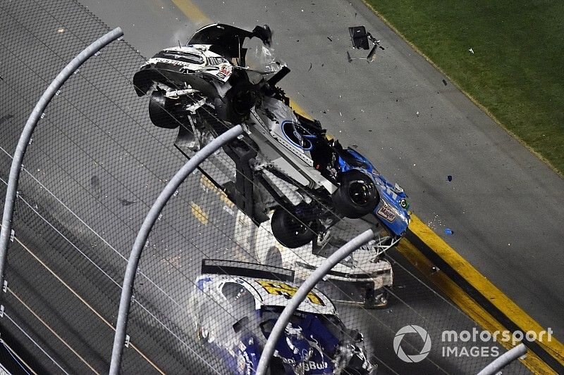 Quadro a quadro: veja o acidente de Newman nas 500 Milhas de Daytona