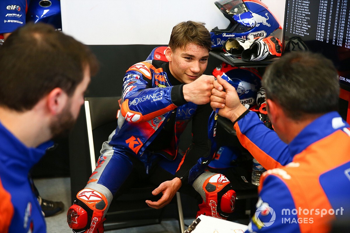 Deniz Öncü, 2021’de Red Bull KTM Tech3 ile Moto3’te devam edecek!