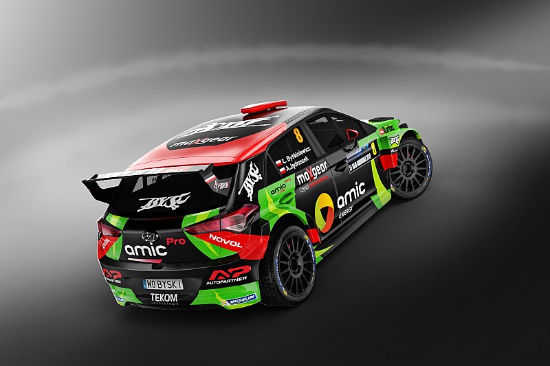 Powiększony TVN Turbo Rally Team na Barbórce