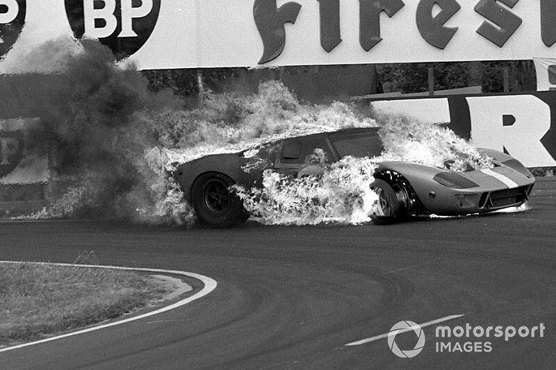 Ford против Ferrari: лучшие фотографии с легендарных «Ле-Манов»
