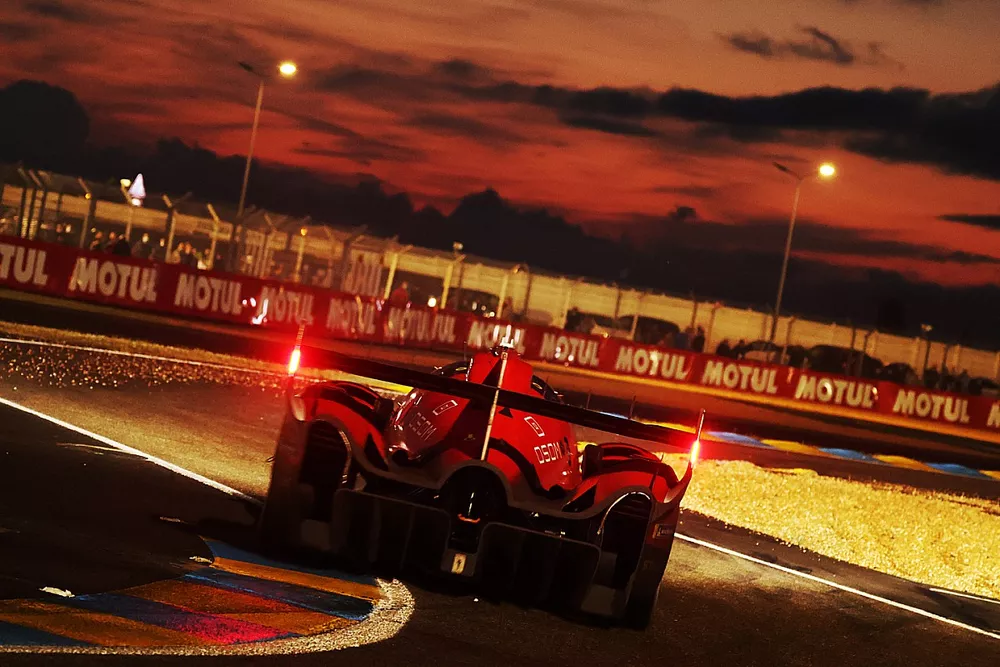 #709 Glickenhaus Racing Glickenhaus 007 LMH Hypercar, Ryan Briscoe, Richard Westbrook, Romain Dumas 