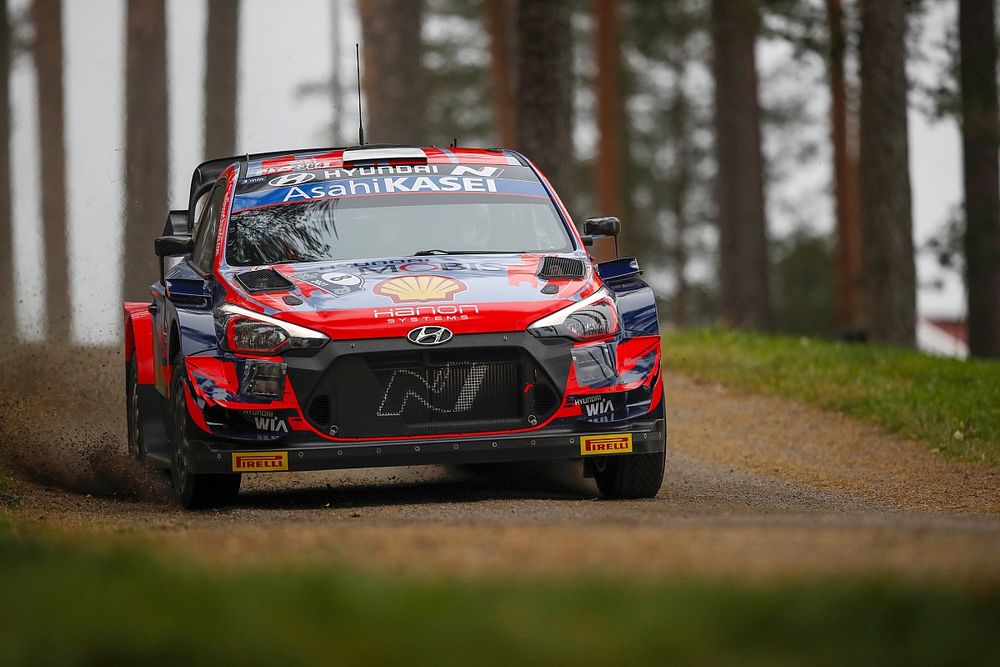 WRC, Rally Finlandia, PS11: Tanak vince e si avvicina a Breen