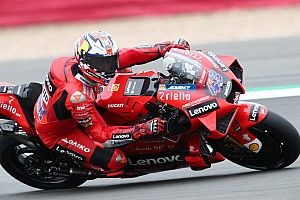 Miller topt derde training op Silverstone, Rossi naar Q2