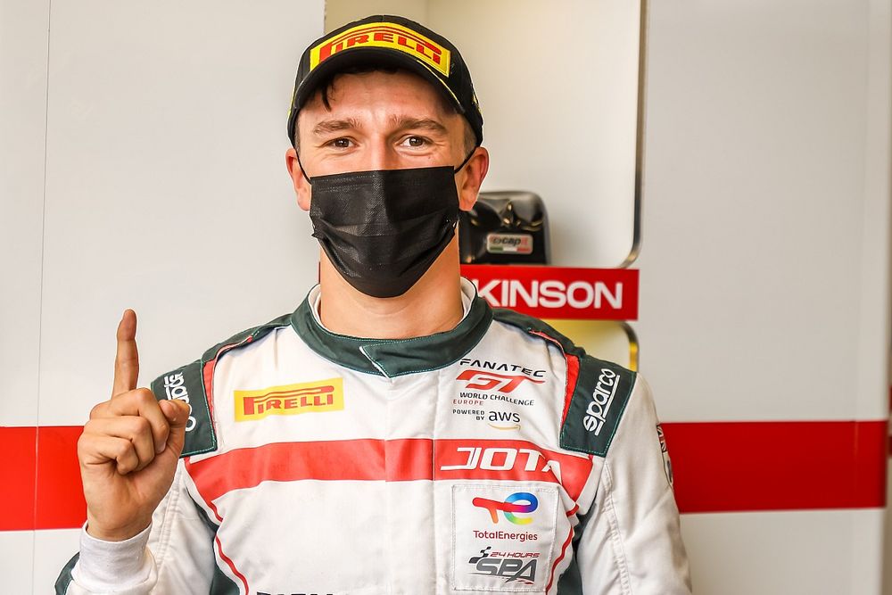 Brands Hatch GTWCE: McLaren driver Barnicoat bags pole for Jota