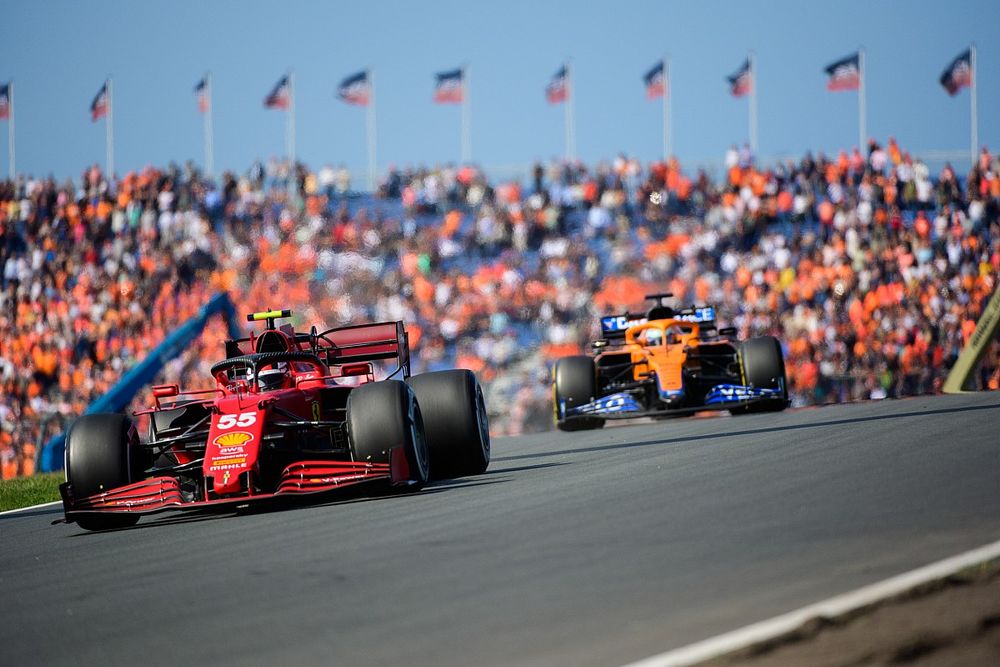 Sainz: "Mercedes ve Red Bull hâlâ Ferrari'nin önünde"