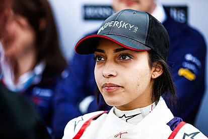 Female UAE F4 racer Al Qubaisi wins F1 support race