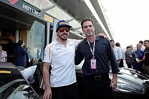 Johnson, "listo" para subirse al F1 de Alonso tras pasar por el simulador