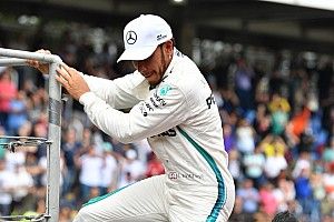 Rengeteg kép a Brazil Nagydíj szombati napjáról: Hamilton újra a csúcson, de Vettel nyerhet