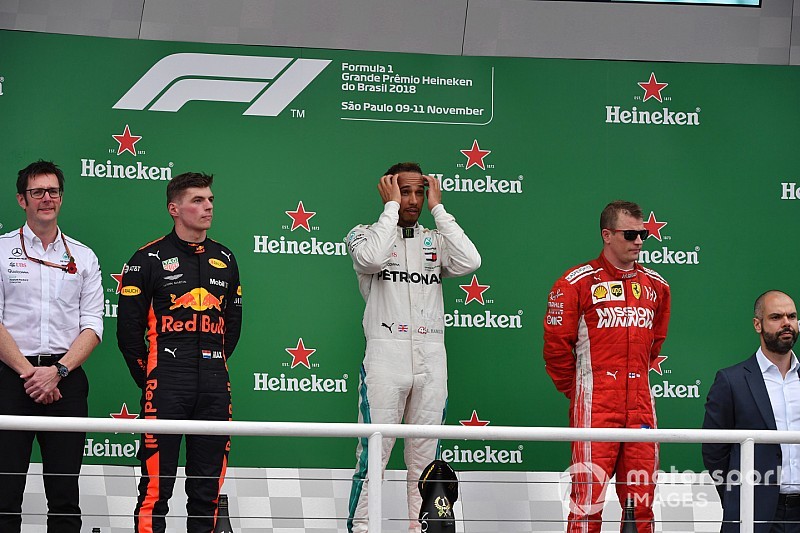 VÍDEO: Em conversa com Verstappen, Hamilton defende Ocon