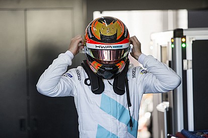 Vandoorne vise un baquet Mercedes en Formule E