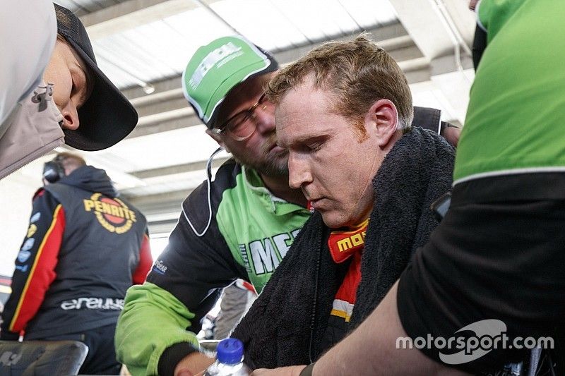 Reynolds to consult doctor over Bathurst breakdown