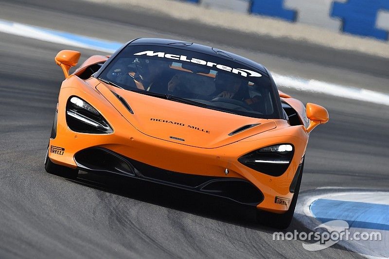Track test: The supercar McLaren takes racing in 2019