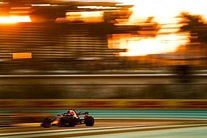 Ricciardo: Ferrari sürücülerini geçmeye çalışacağım