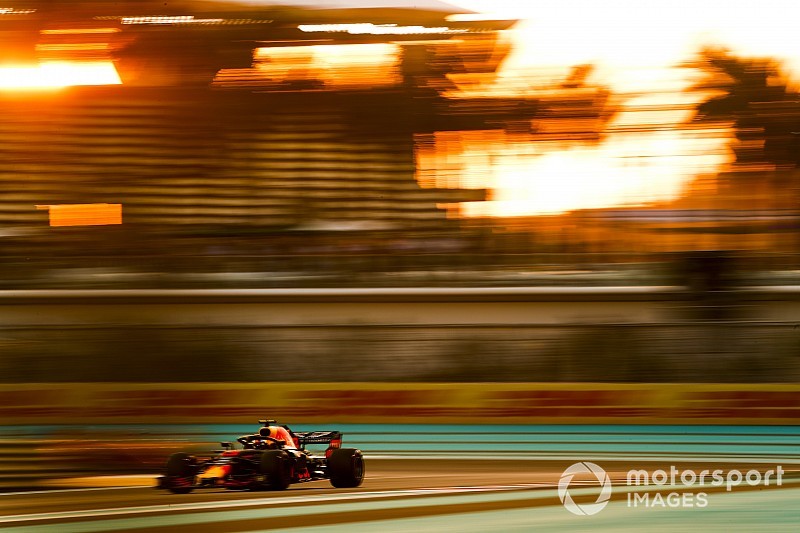 Ricciardo: Ferrari sürücülerini geçmeye çalışacağım