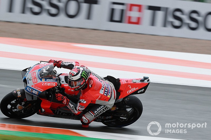 Lorenzo: "La cabeza me está limitando por miedo a agravar la lesión"
