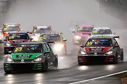 Europe: la WestCoast Racing con tre Volkswagen a Barcellona