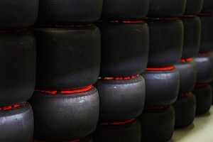 Insight: Reasons behind bid for mid-season F1 tyre spec change