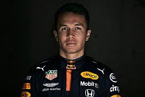 Albon nagyon komolyan veszi a munkáját - a thai vissza akar térni az F1-be