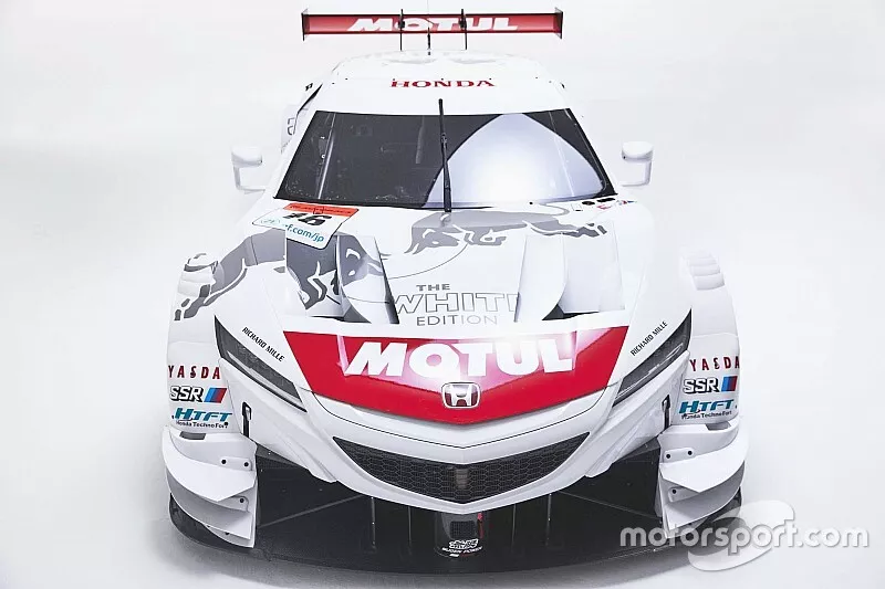 #16 MUGEN NSX-GT test version with "White Red Bull"