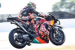 MotoGP | KTM introduce un nuovo scarico molto più lungo