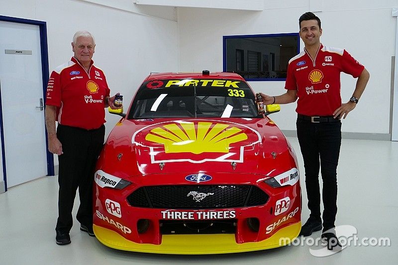 Townsville number change for Coulthard Mustang