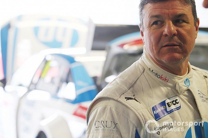 "Dangerous" Blundell should consider BTCC exit - Chilton