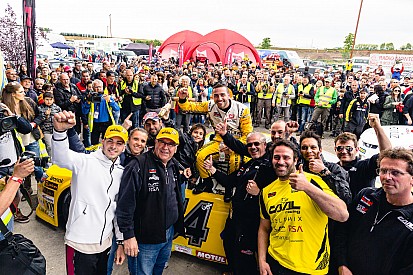 Alon Day stays hot to sweep weekend in Italy