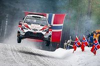 WRC Zweden: Tanak soeverein aan de leiding, Neuville jaagt op podium