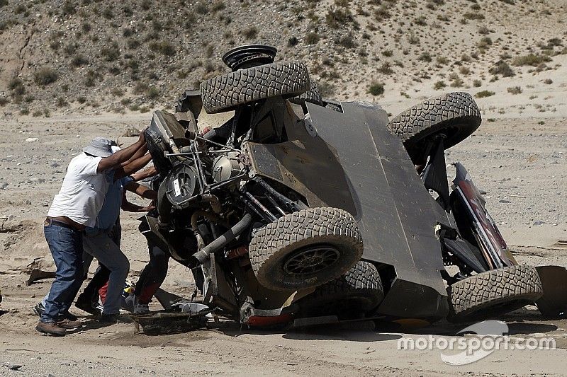 #314 Peugeot: Sèbastien Loeb, Daniel Elena nach dem Unfall