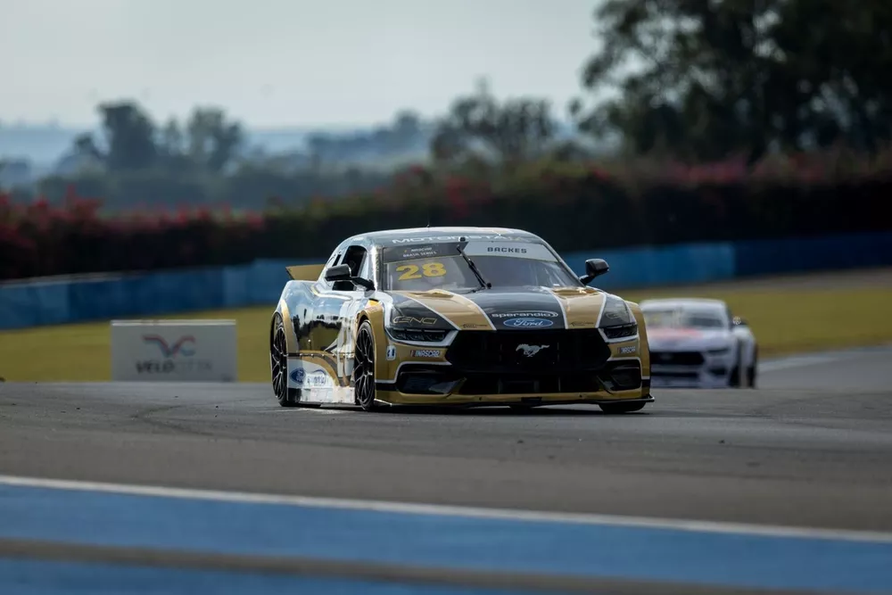 Gui Backes; A.Mattheis Vogel; NASCAR Brasil