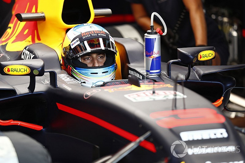 Ganti girboks, penalti Ricciardo bertambah