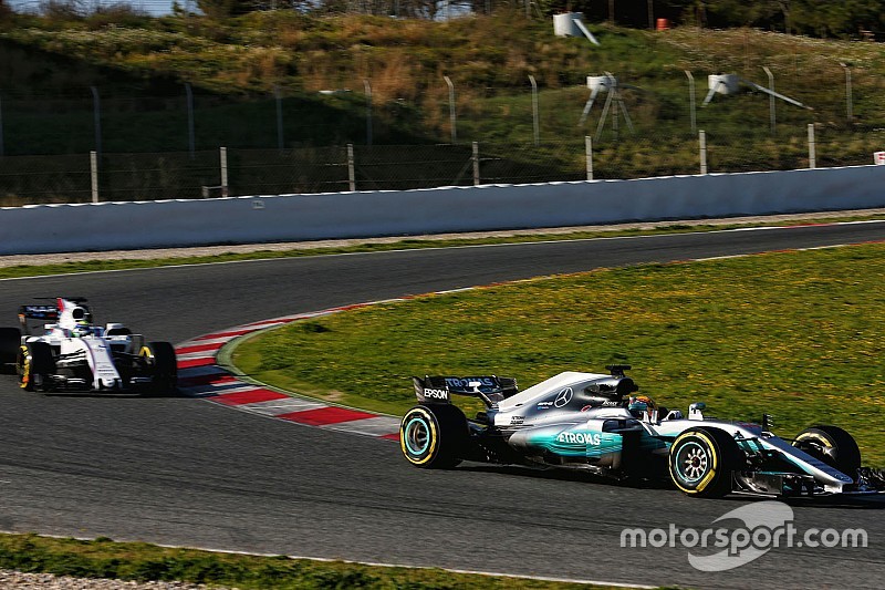 【F1】ハミルトン追い抜き減少を確信。「”素晴らしいレース”諦めて」