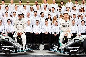 Hamilton says Mercedes 2016 situation "uncomfortable" at times