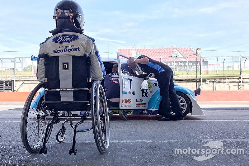 Nach Amputation: Billy Monger fährt erstmals wieder ein Rennauto