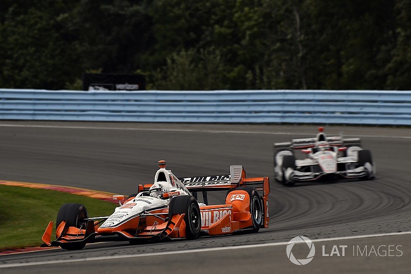 Josef Newgarden mantiene la confianza en ganar título