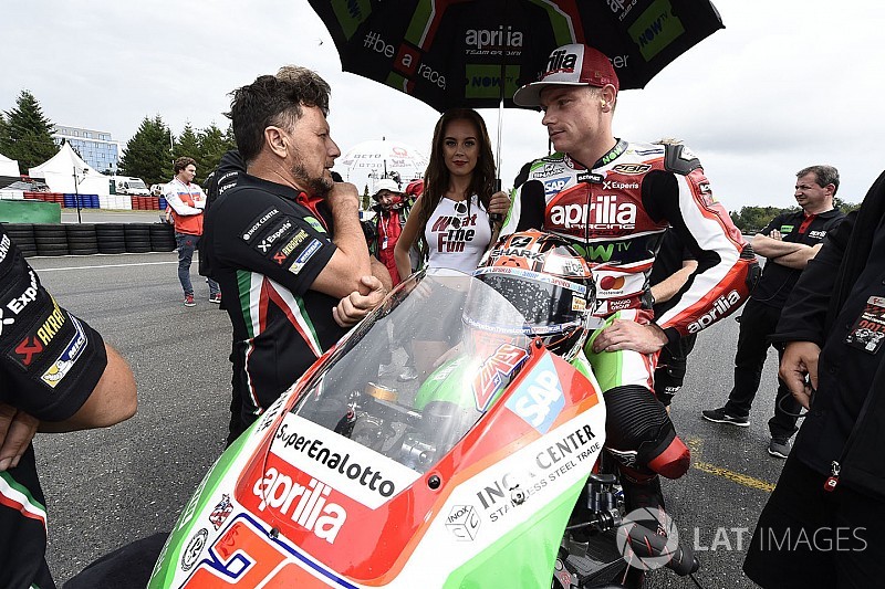 Lowes diperlakukan tidak adil, Crutchlow kritik Aprilia