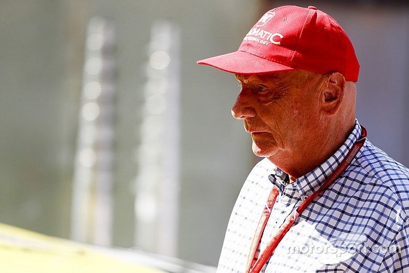 Lauda bicara ke publik untuk kali pertama sejak operasi