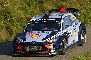 Neuville domina la Tappa 2 del Tour de Corse. Problemi per Ogier!