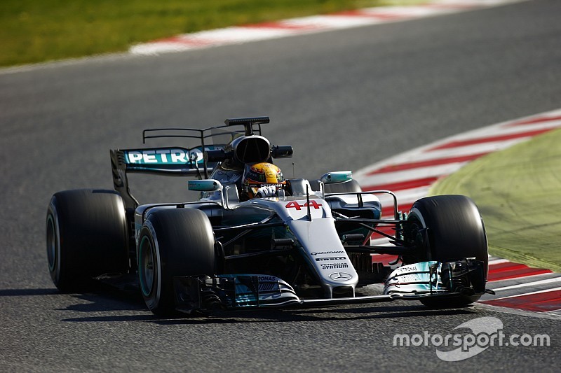 【F1】ハミルトン「フェラーリの速さが”見せかけ”だなんて言ってない」