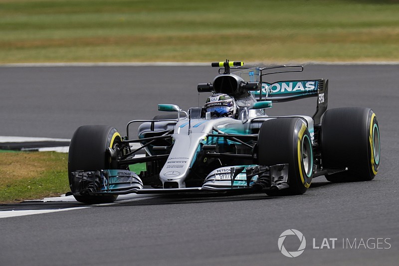 Silverstone, Libere 2: Mercedes davanti, ma la Ferrari è molto più vicina